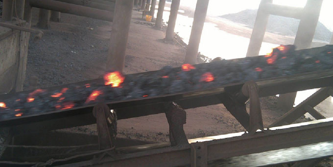 High temperature resistant conveyor belt